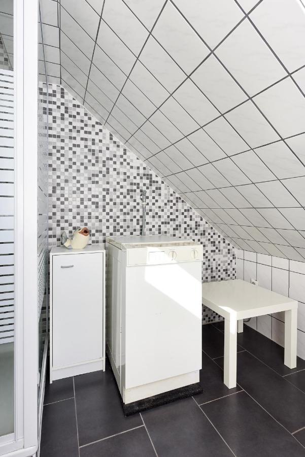 Ferienwohnungen Im Haus Friesische Weite ชิลลิคช์ ภายนอก รูปภาพ