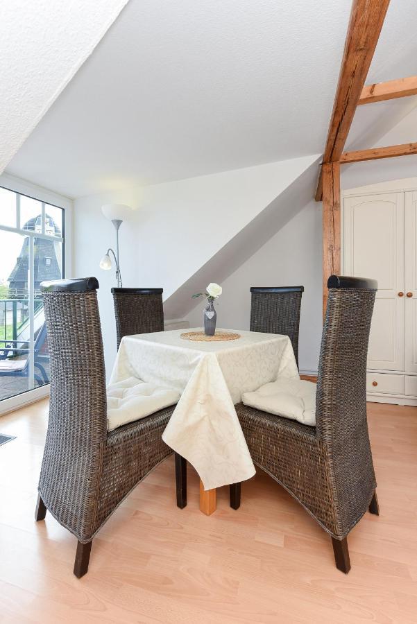 Ferienwohnungen Im Haus Friesische Weite ชิลลิคช์ ภายนอก รูปภาพ