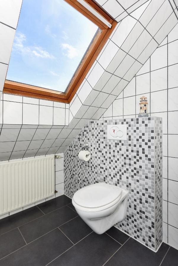 Ferienwohnungen Im Haus Friesische Weite ชิลลิคช์ ภายนอก รูปภาพ
