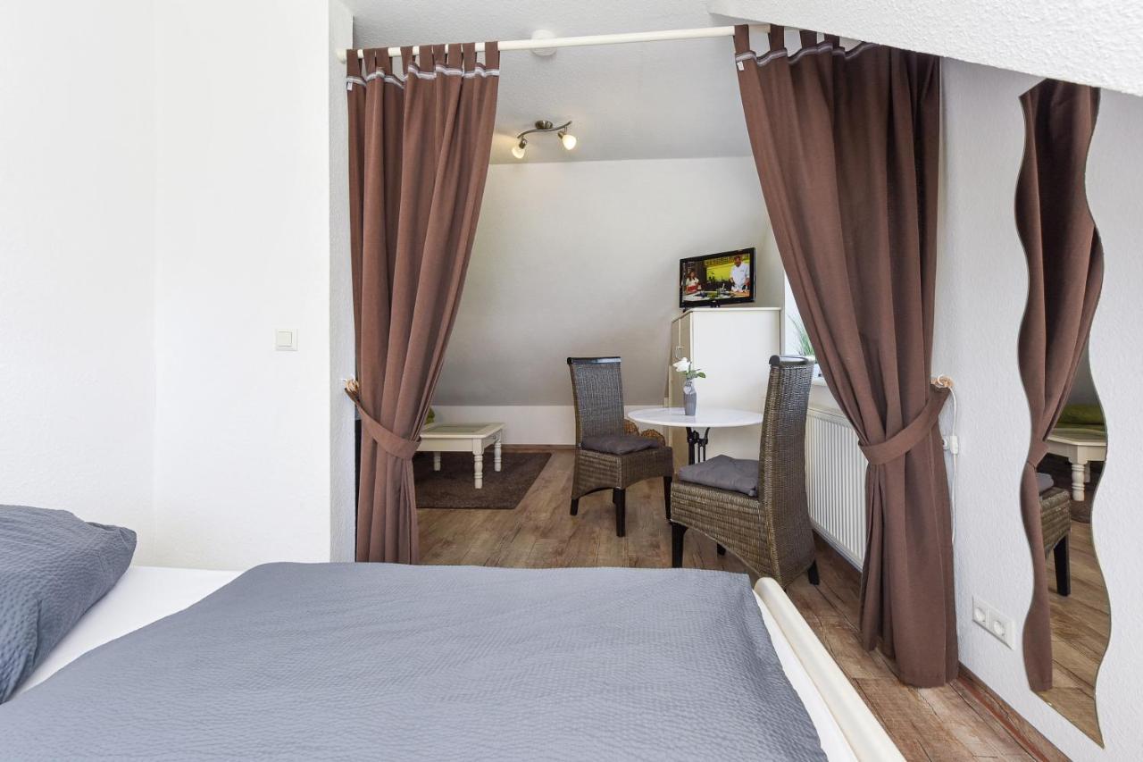 Ferienwohnungen Im Haus Friesische Weite ชิลลิคช์ ภายนอก รูปภาพ