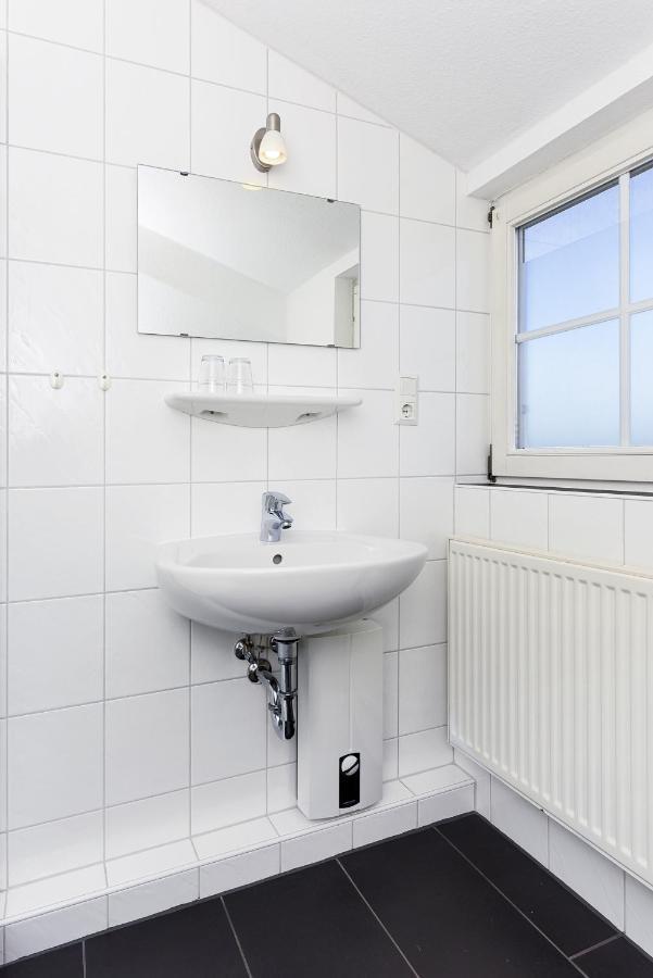Ferienwohnungen Im Haus Friesische Weite ชิลลิคช์ ภายนอก รูปภาพ